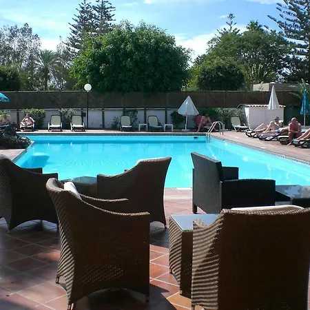 Gay Bungalows Los Tucanes Hotel 3*